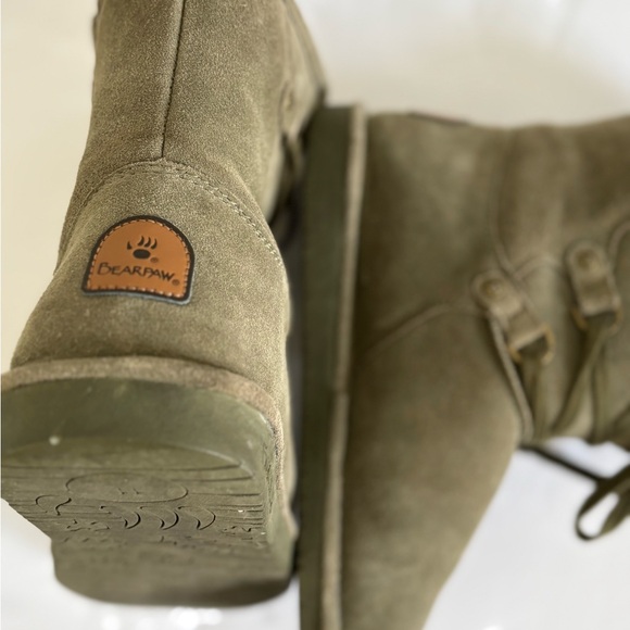 BearPaw Olive Green Winter Boots Women Size: 11 - Picture 9 of 13